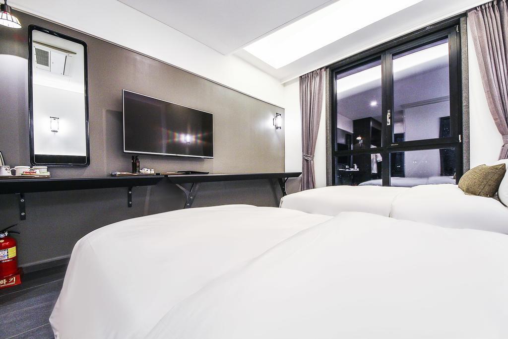 Hotel Gms