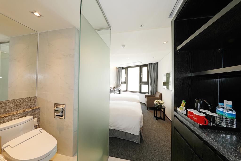 Hotel Ramada Encore By Wyndham Magok Seoul