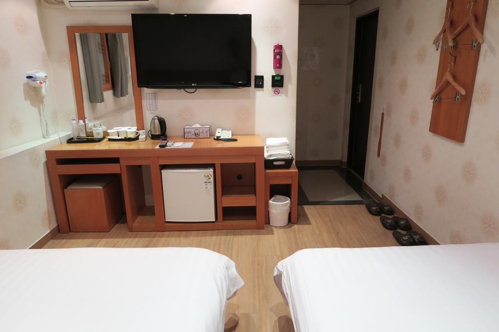 Gs Jongno