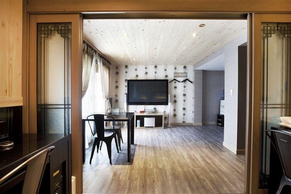 Film 37.2 Hotel Seul