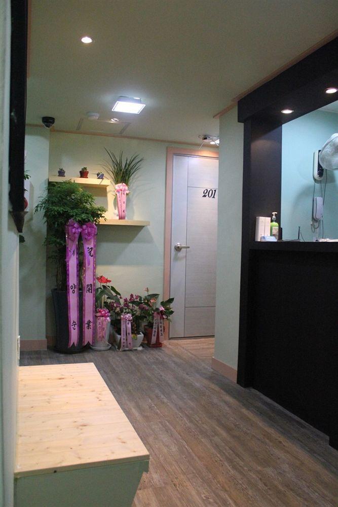 Guest house Mk Liberty House Station Seoul