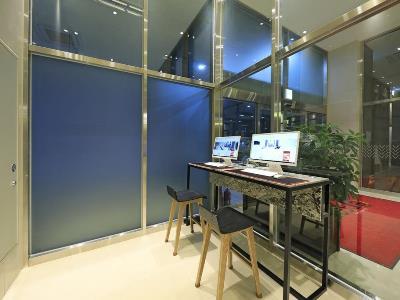 Ramada Encore By Wyndham Magok 3*