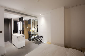 Lotte L7 Myeongdong Hotel