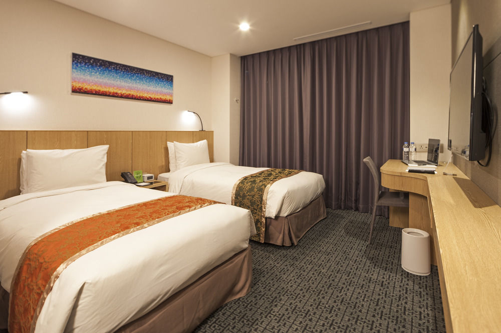Voco Myeongdong By Ihg 4*