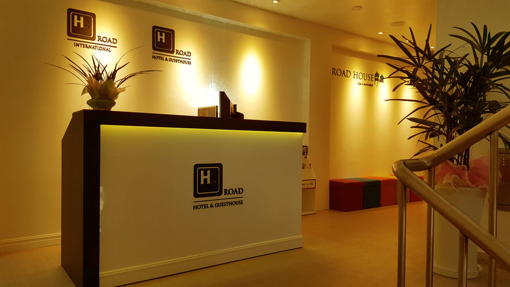 Road House Myeongdong Guest house 2*