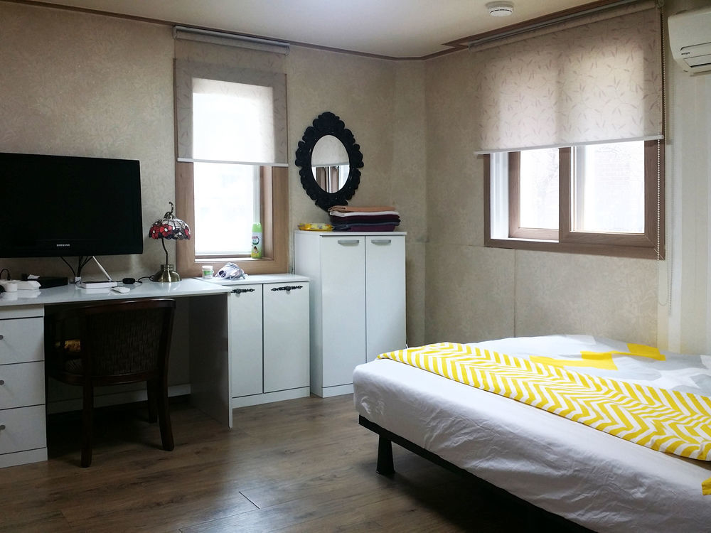 L-house Hotel 2*