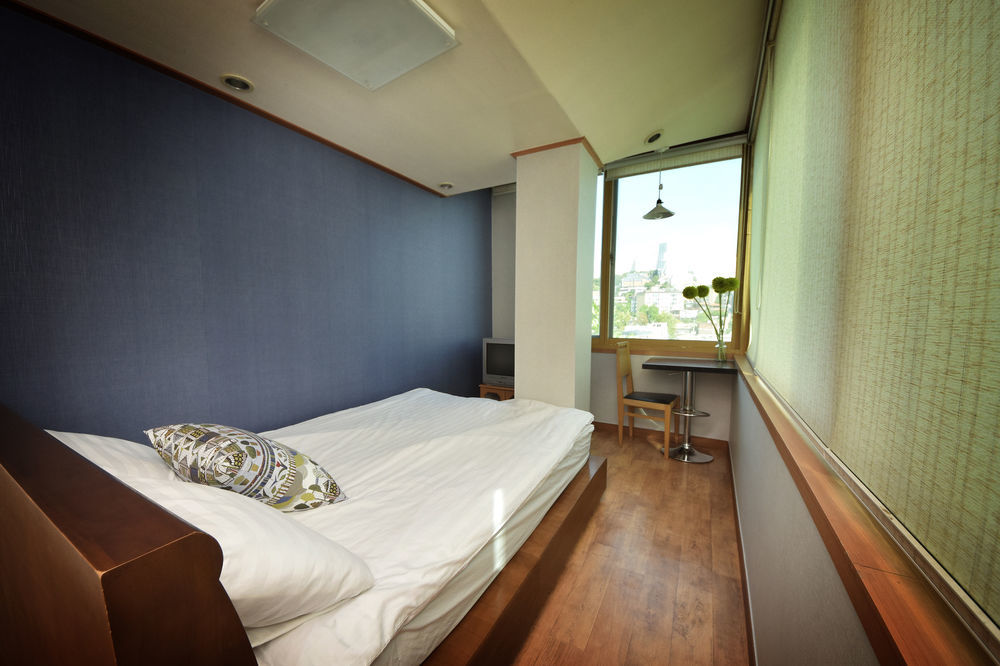 B & J Open - Hotel Seoul