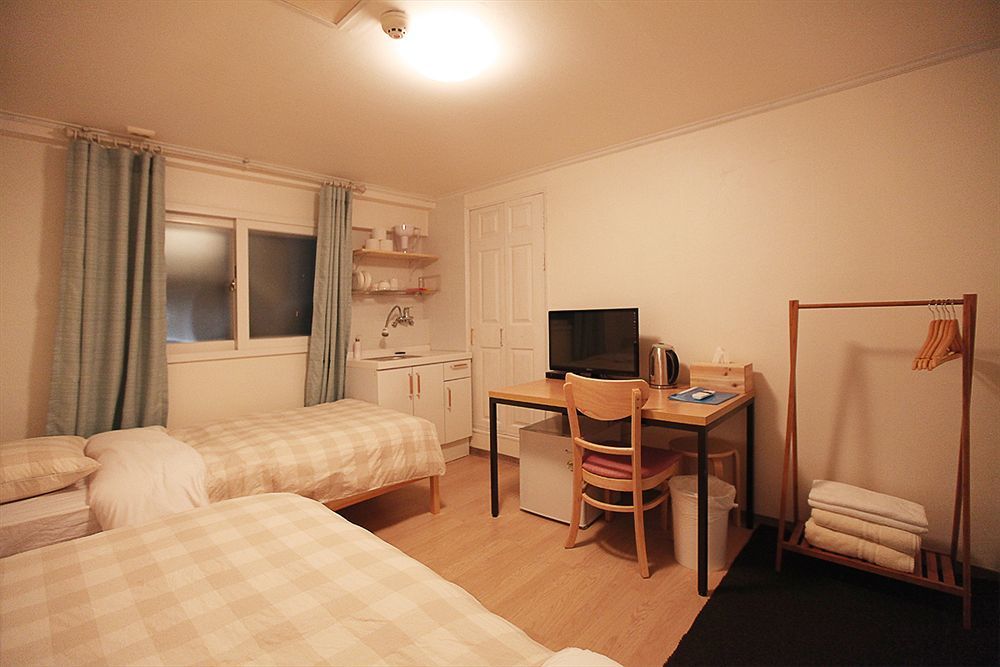Mansion Guest house 2*