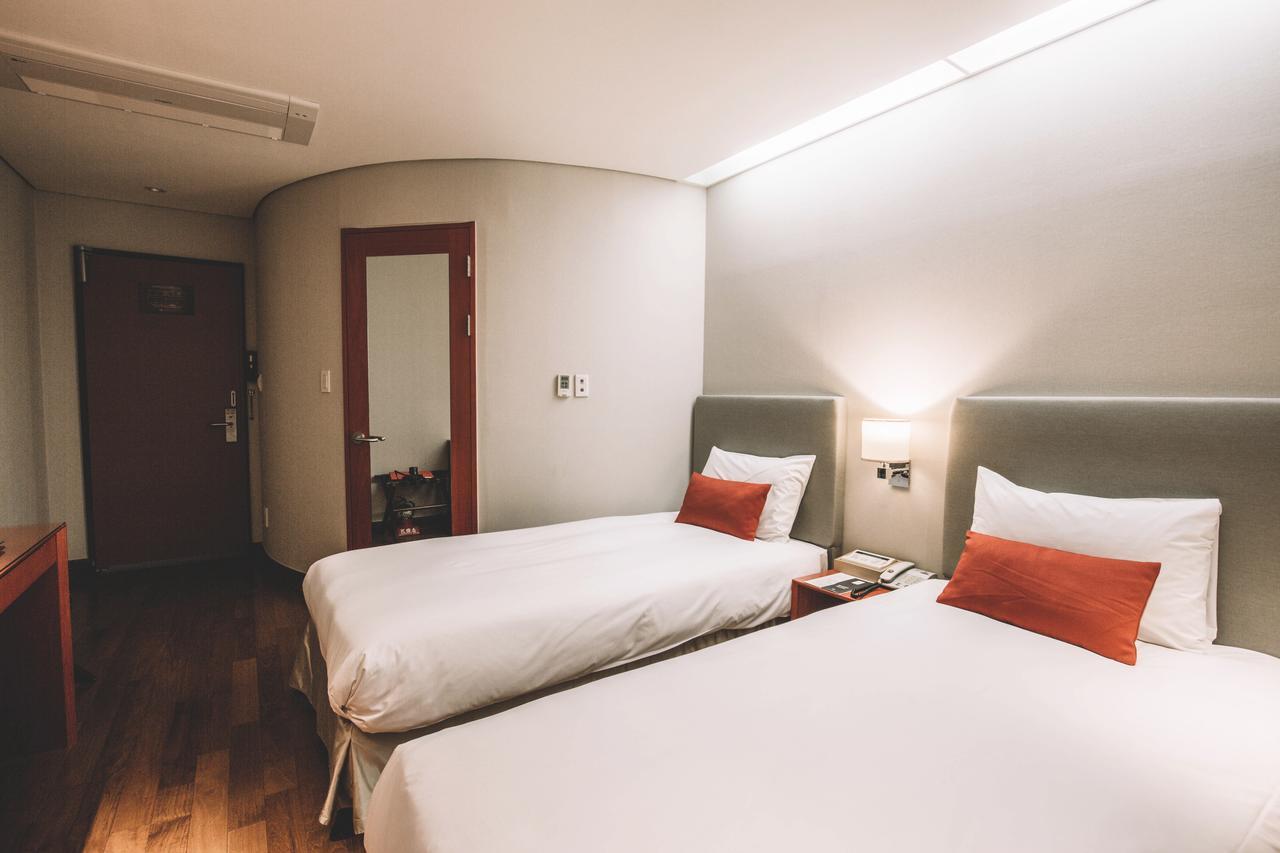 Prince Hotel