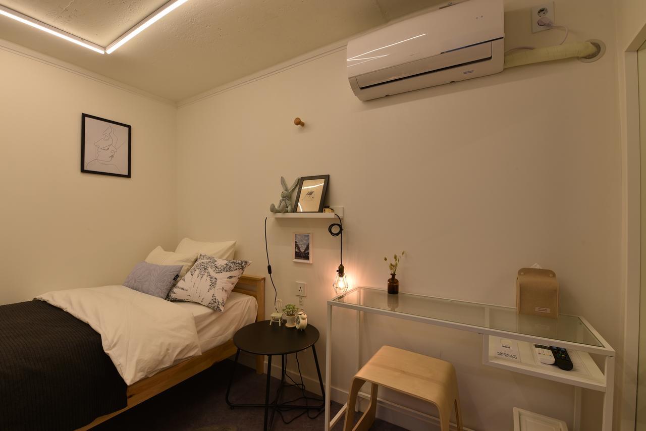 Mono House Hongdae 5 * Seoul