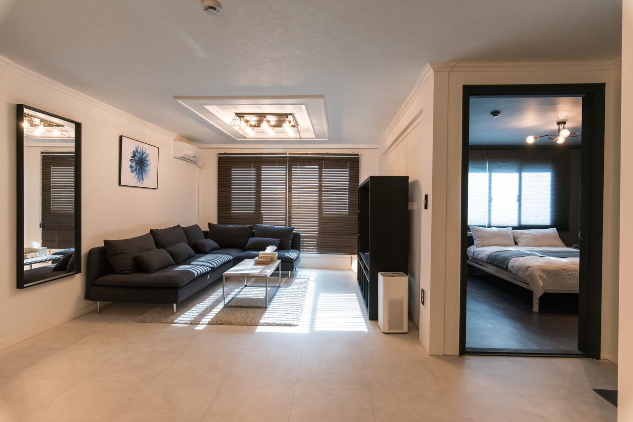 Apartment Gathering At Hongdae #1 Seoul