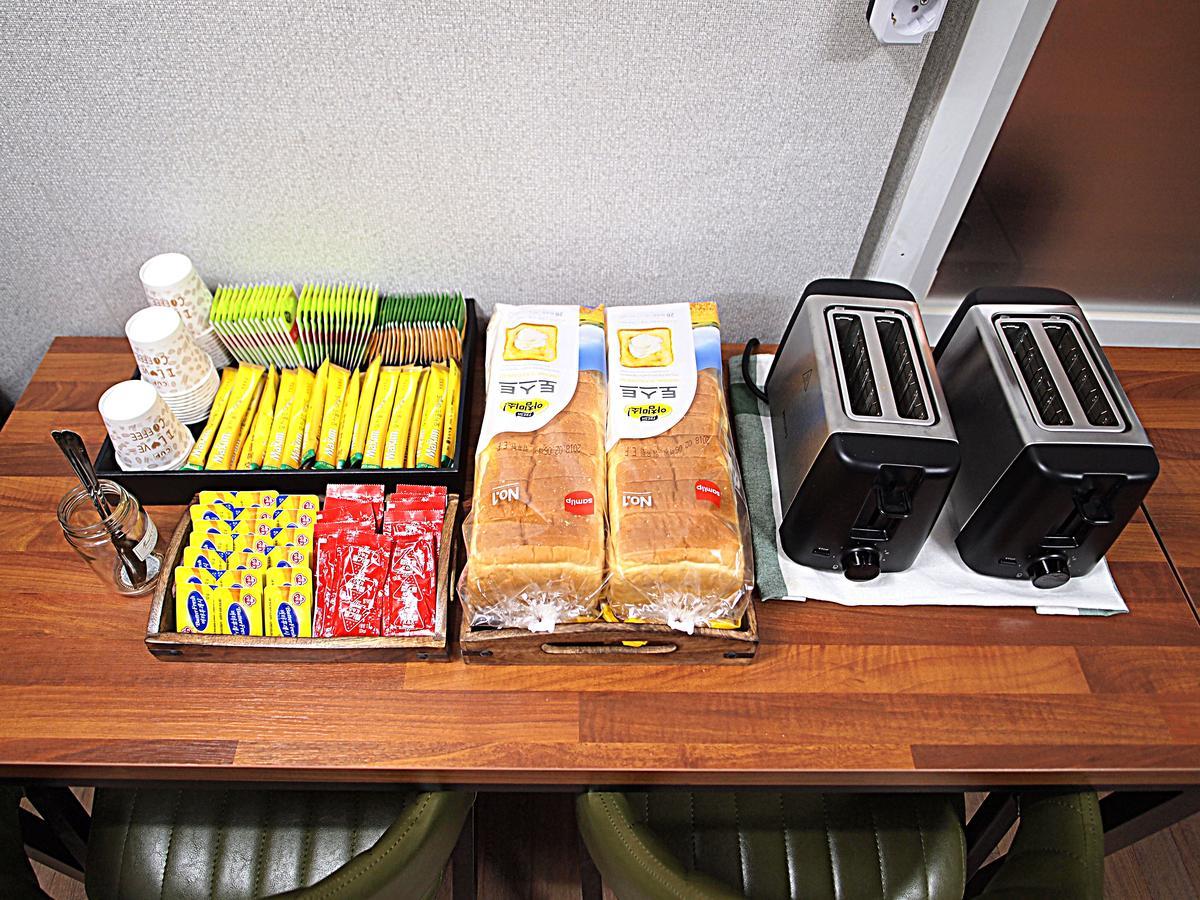 Gaon Sinchon Hotel 2*