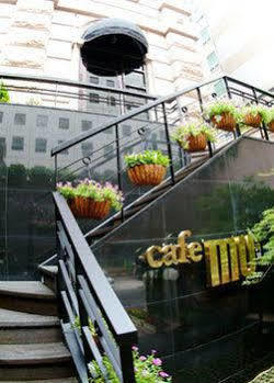 Hotel M
