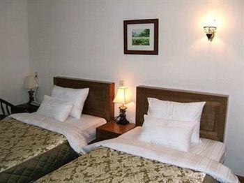 Noble Hotel 2*