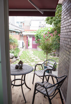 Hans House Hotel *