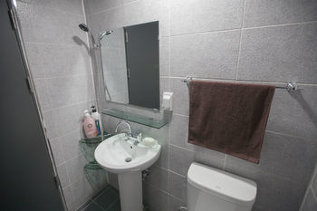 Twins Guesthouse Guest house 2*