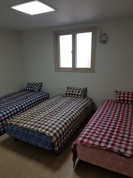 B.Stay Guest House Rumah tetamu 2*
