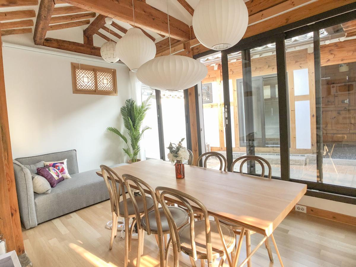 Bahay bakasyunan Jay Hanok ㅡ 3br 3bath ㅡ 8min From Anguk Stn Seoul