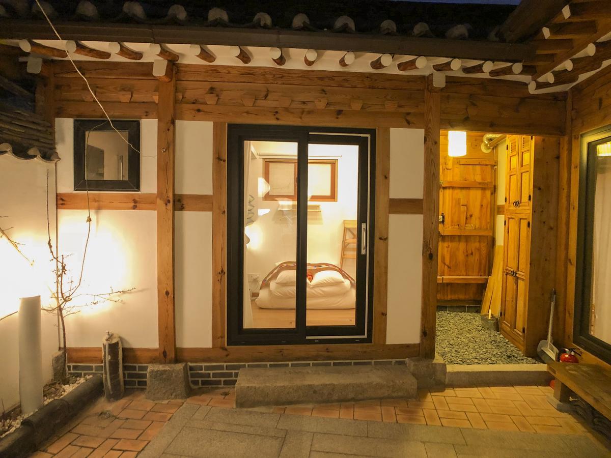 Jay Hanok ㅡ 3br 3bath ㅡ 8min From Anguk Stn Bahay bakasyunan