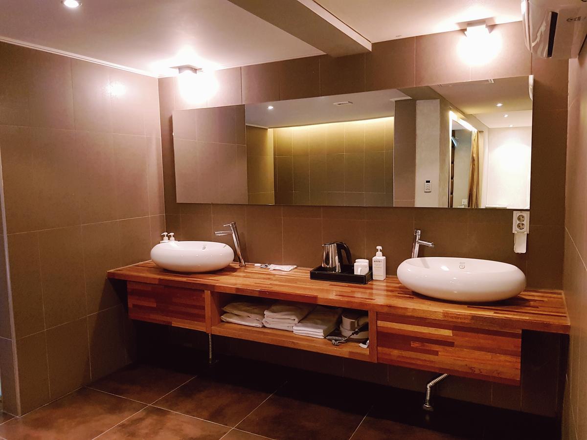 The California Seocho 3*