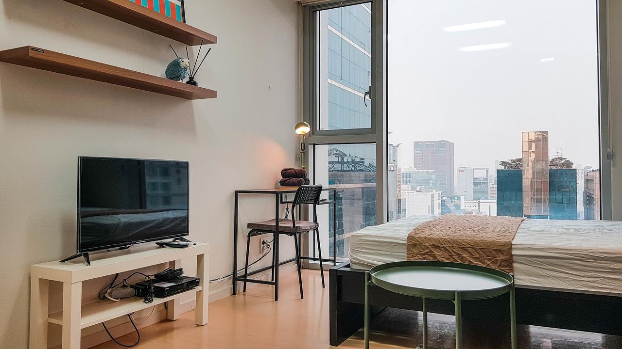 Apartment J Studio Gangnam Station