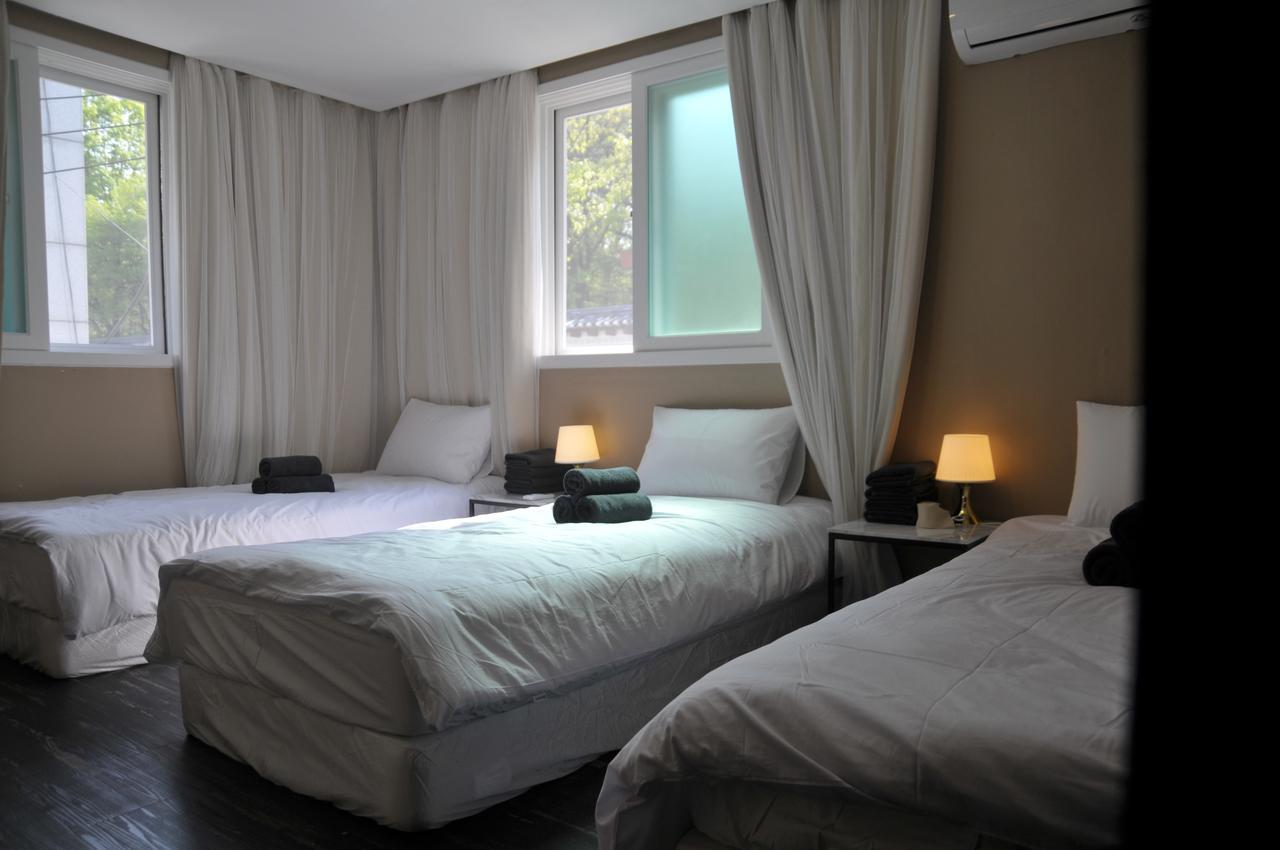 Atelier Boutique East Side Apartment Seoul