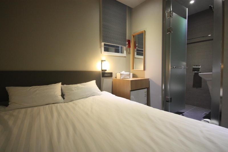 Uh Hotel