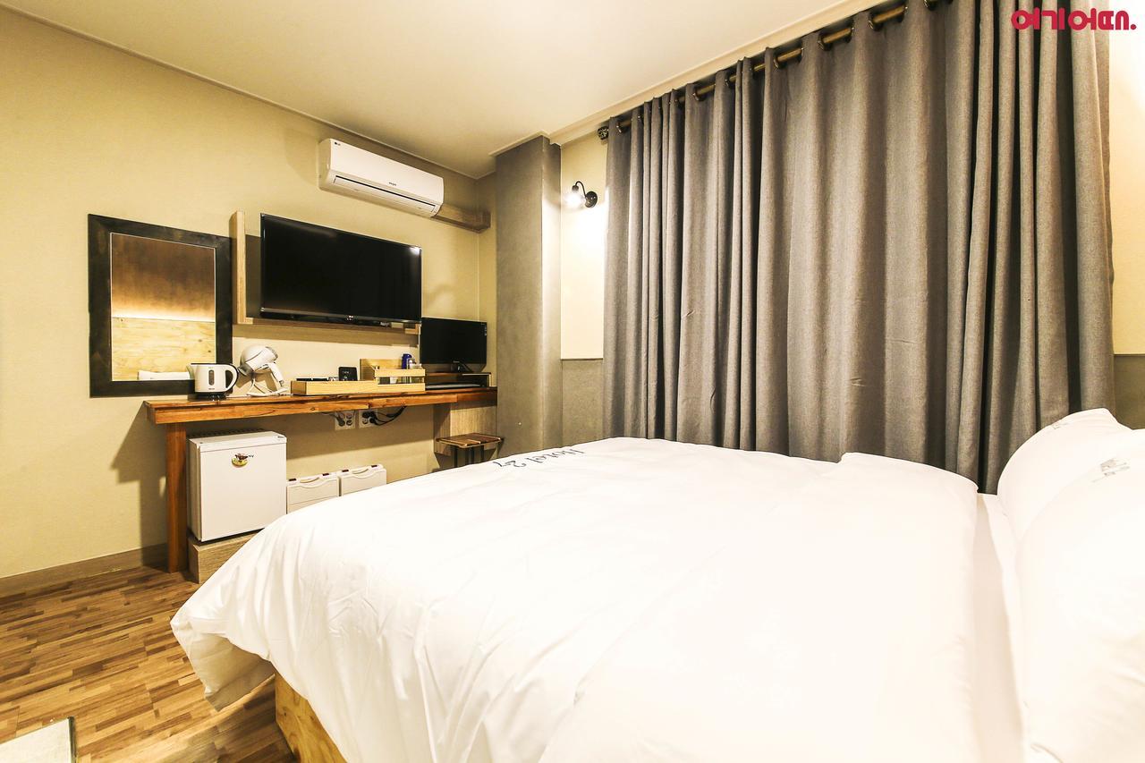 Hotel Hotel27