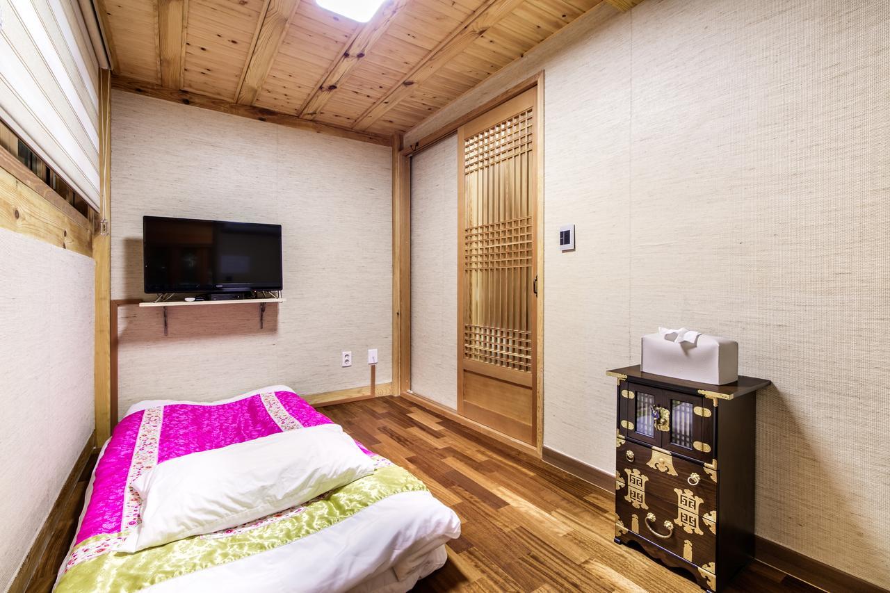 Aparthotel Sajikru 3*