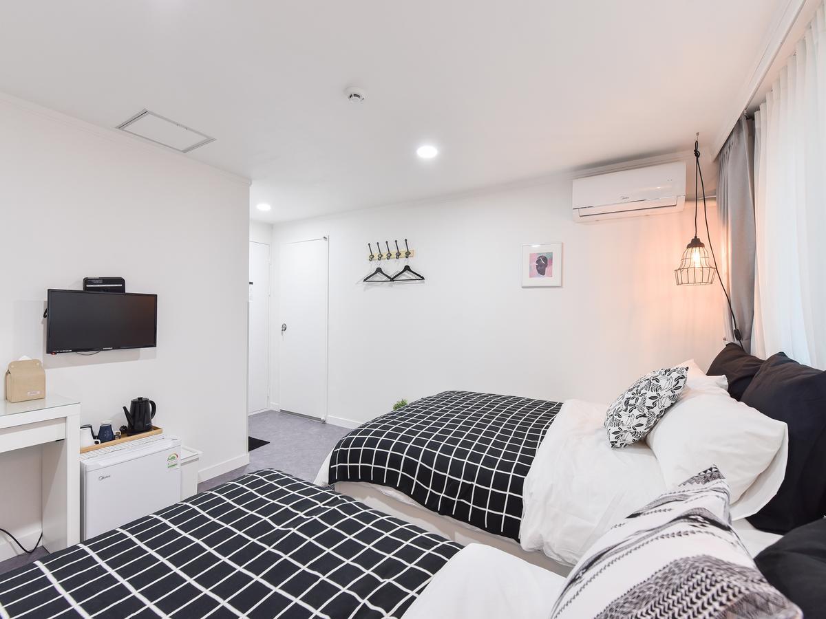 Mono House Hongdae 5 * Seoul