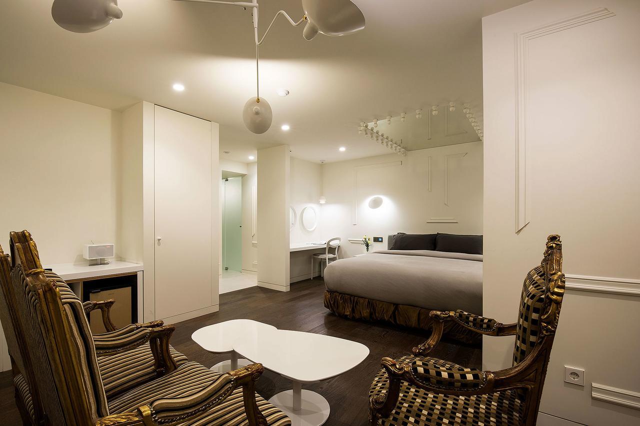 Nineth Hotel 2*