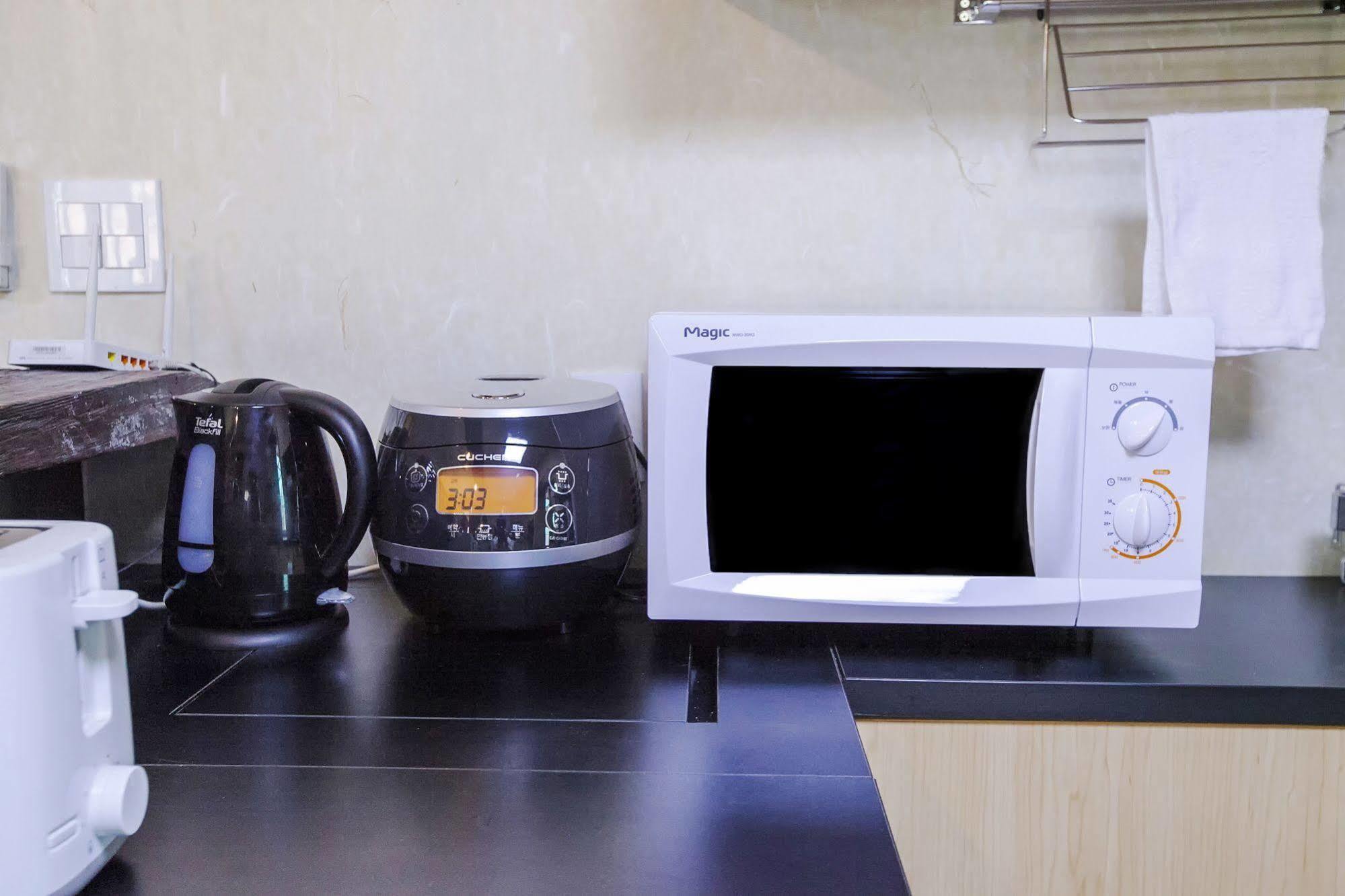 Guest house The Blossom Yeonnam Seoul