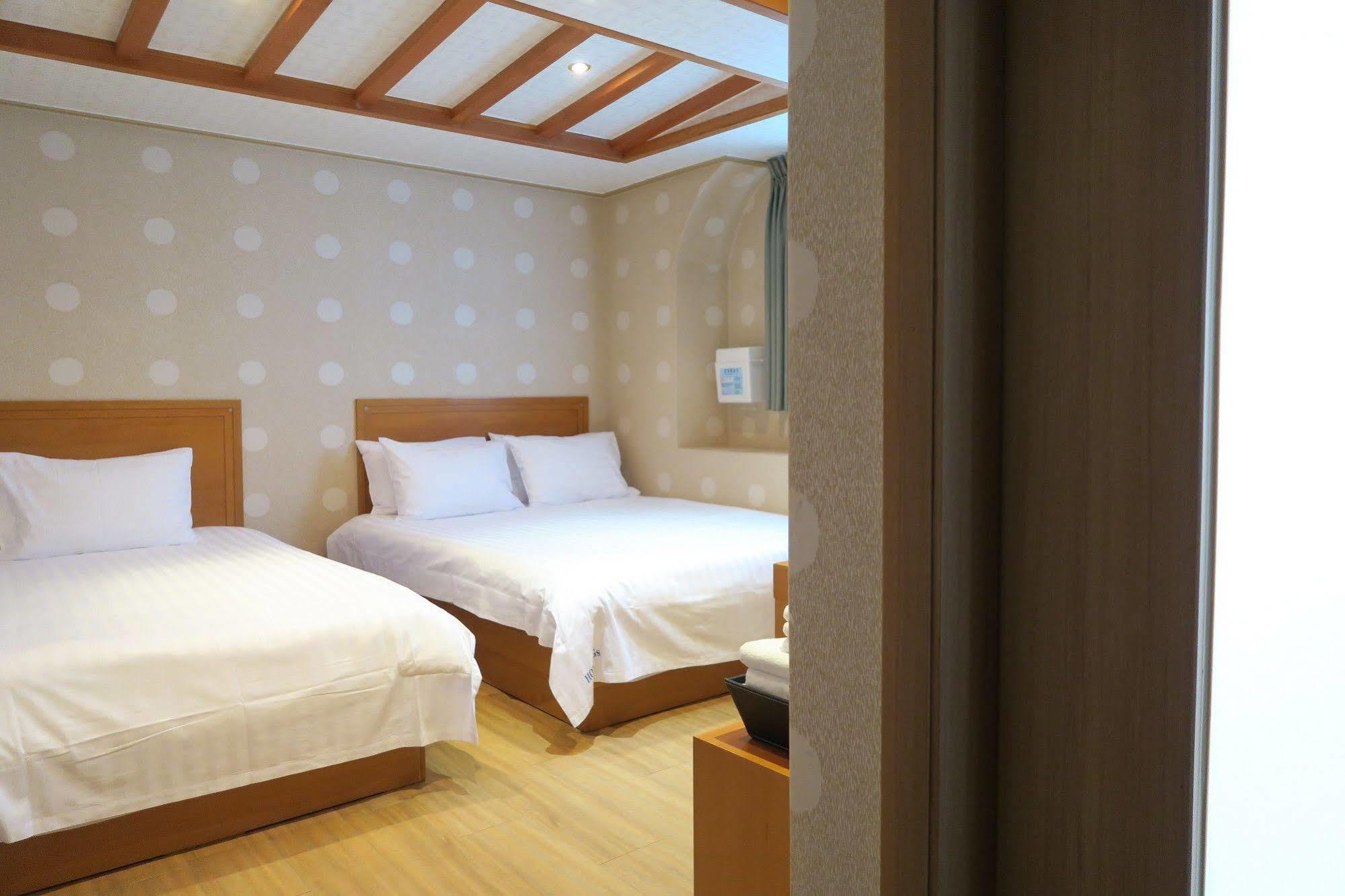 Gs Jongno 2* Seoul