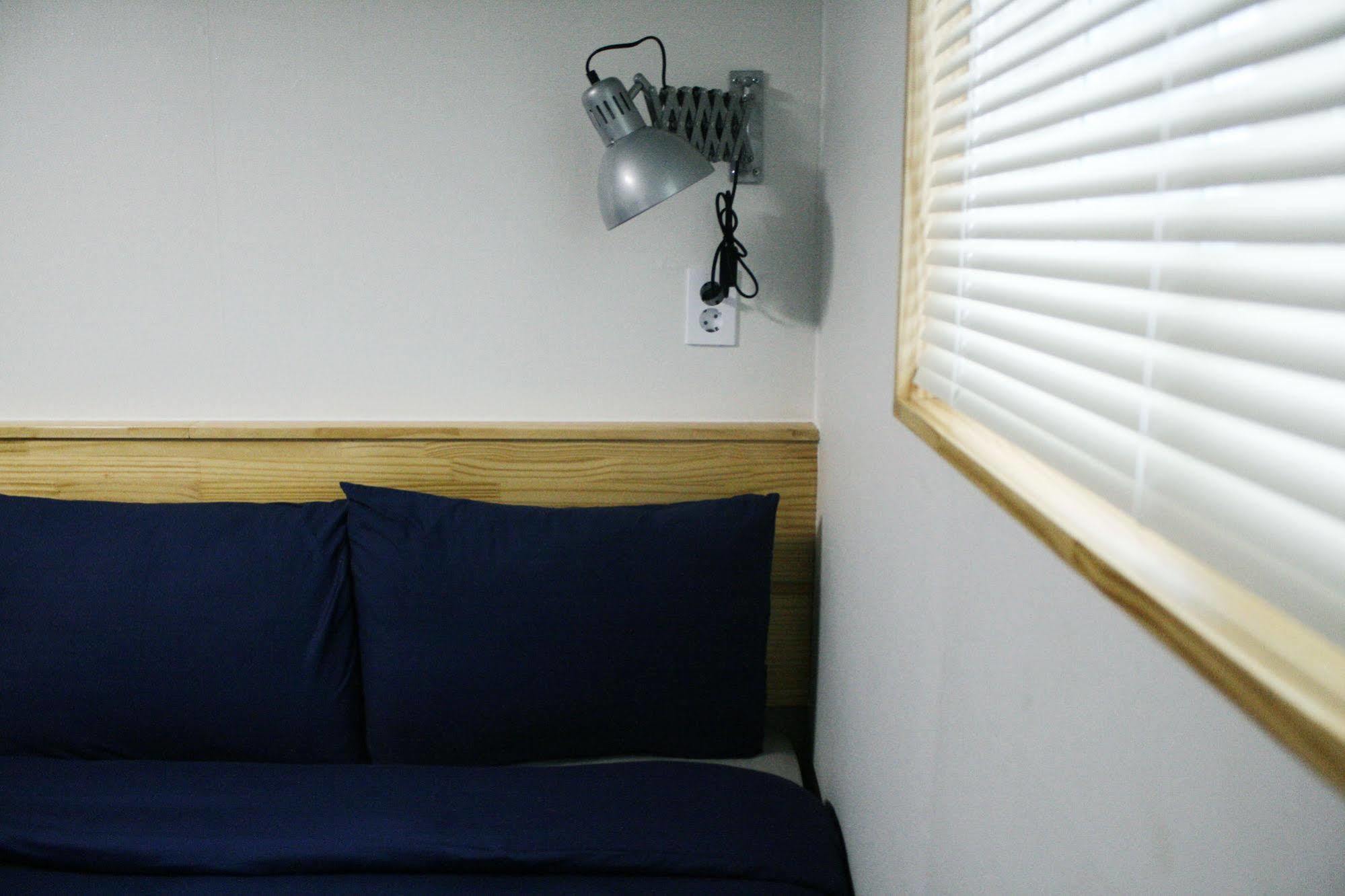 Beige 2nd Hostel *