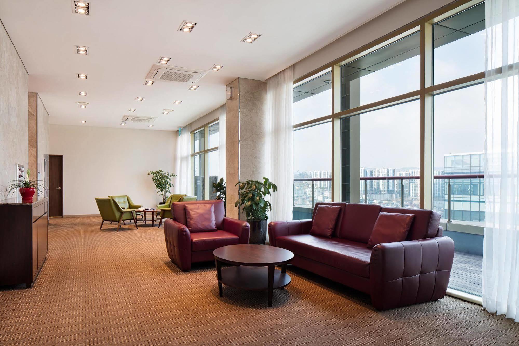 Ramada Encore By Wyndham Dongdaemun 4* Seoul