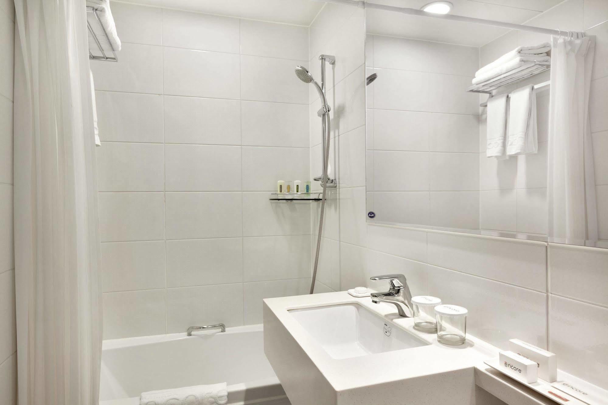 Hotel Ramada Encore By Wyndham Dongdaemun 4*