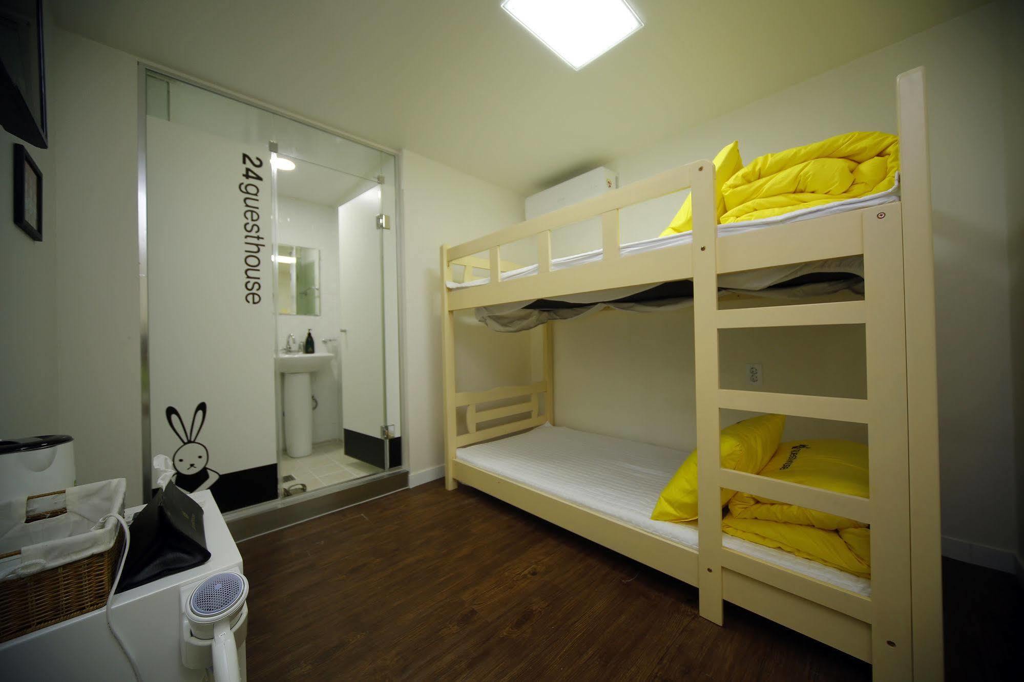 Hostel 24 Hall