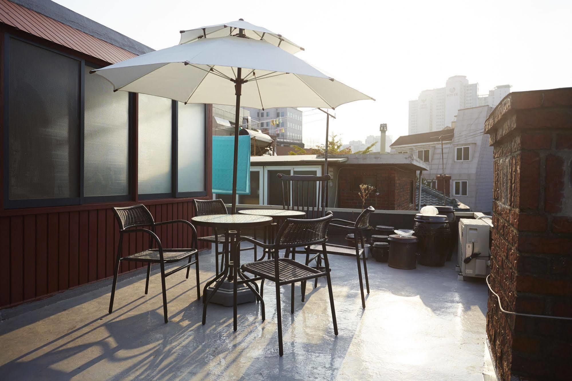 Owl Guesthouse - Hostel Hotel 2*