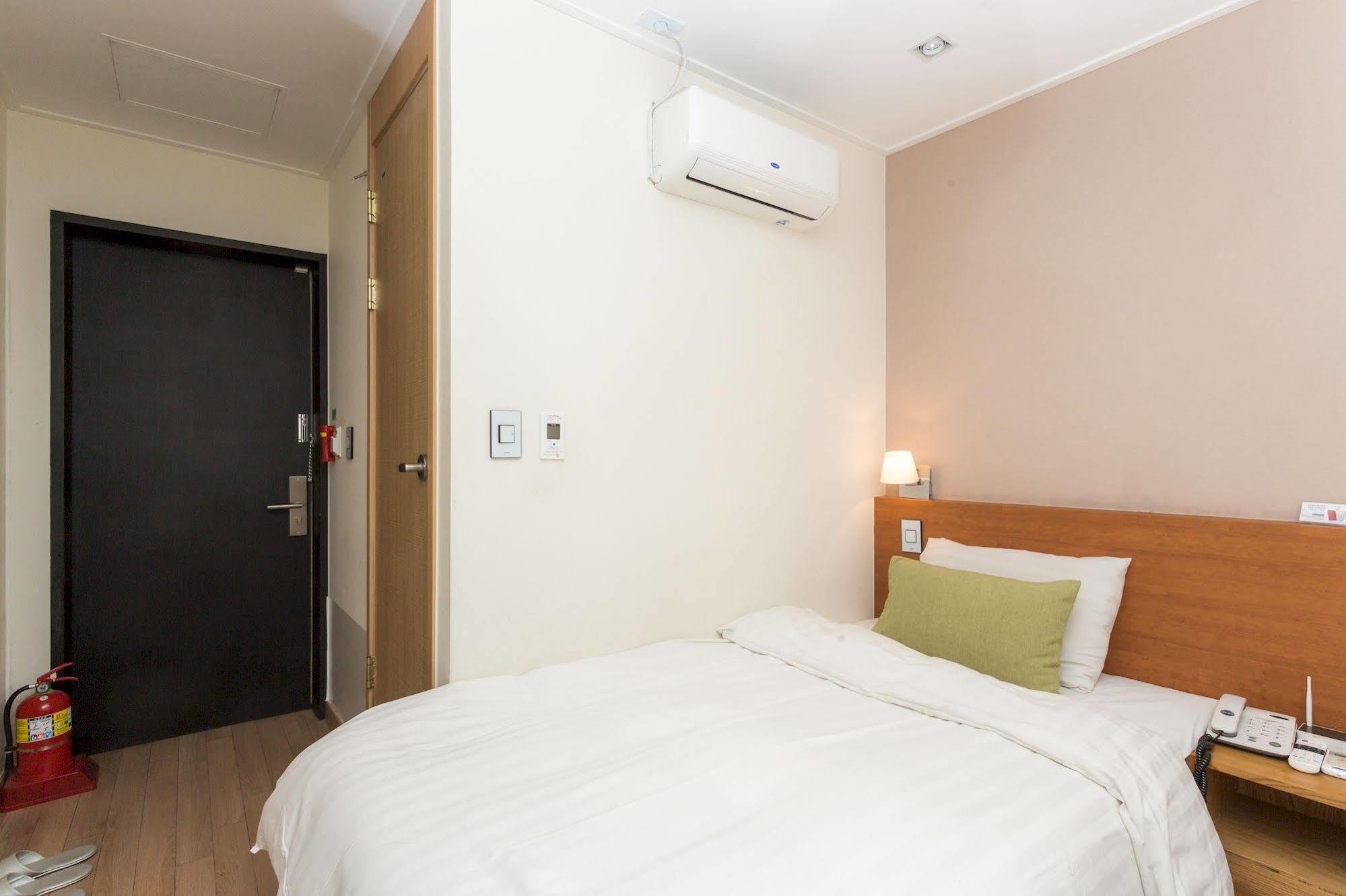 Juststay Dongdaemun 2*