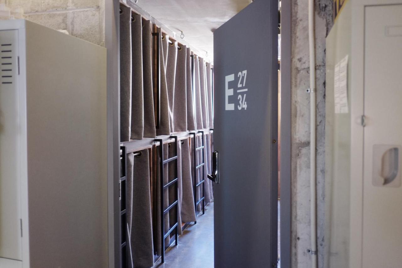 Hostel The Cube *