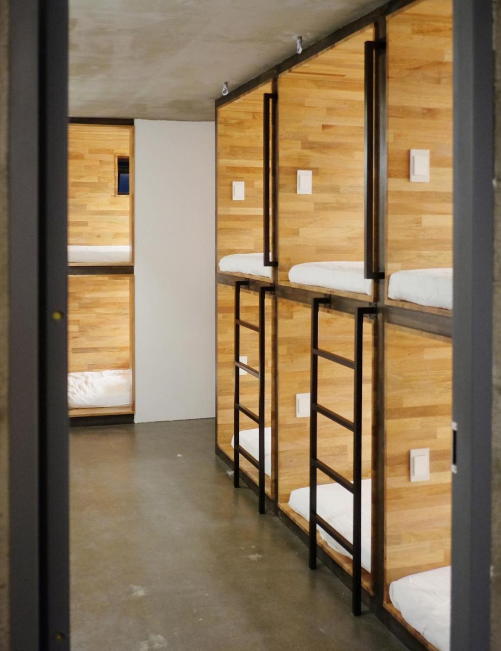 Hostel The Cube