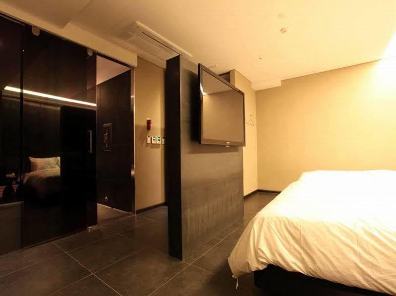 Adlige Motel 3*