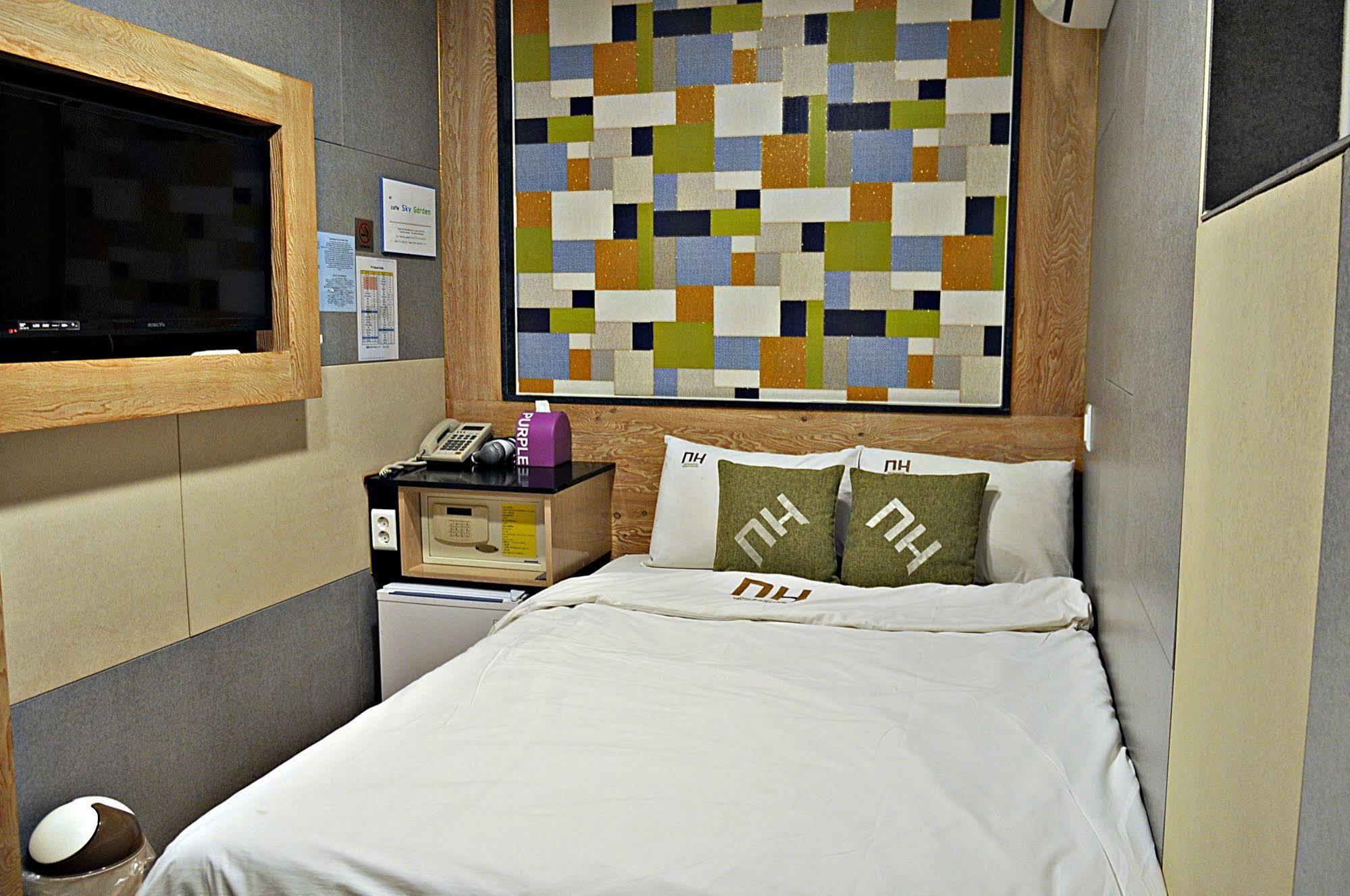 Guest house D.h Sinchon 2*