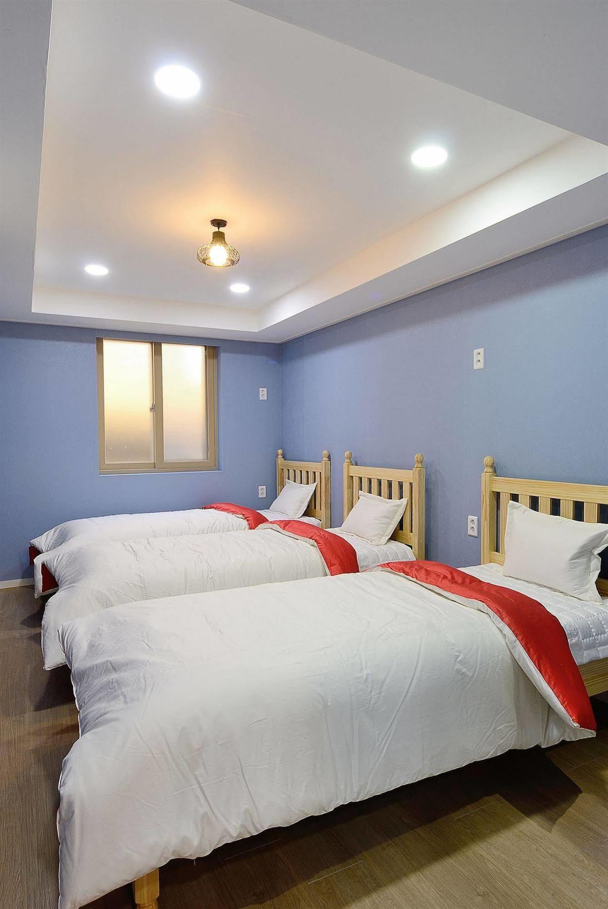 Red Guest house 2*