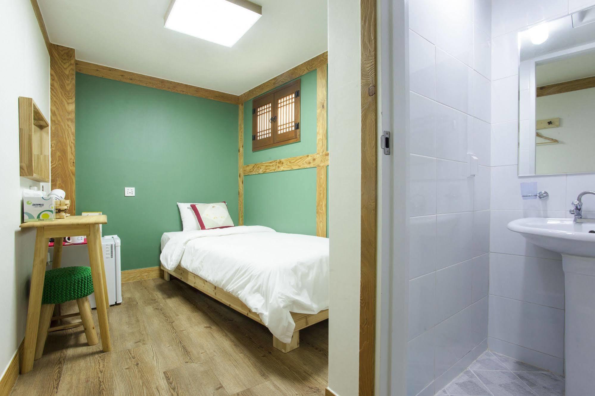 Mini Hotel Dalkom In Dongdaemun Seoul