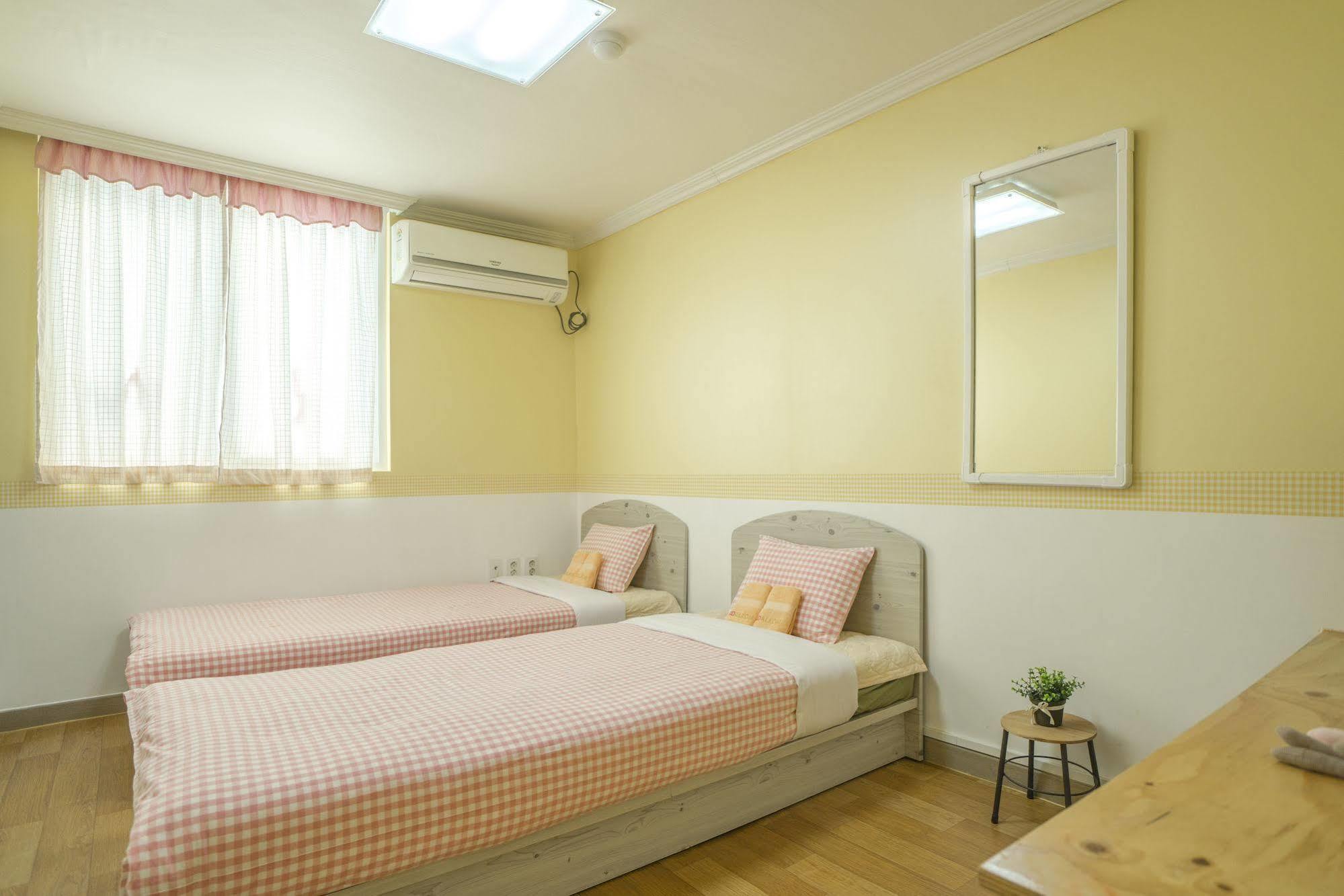 Dalkom Myeongdong 2* Seoul