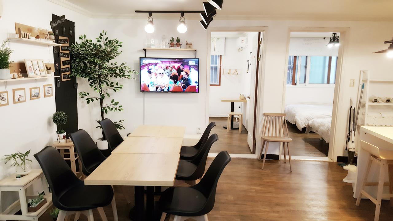 Hongdae Mainstreet Two House Apartment Seoul