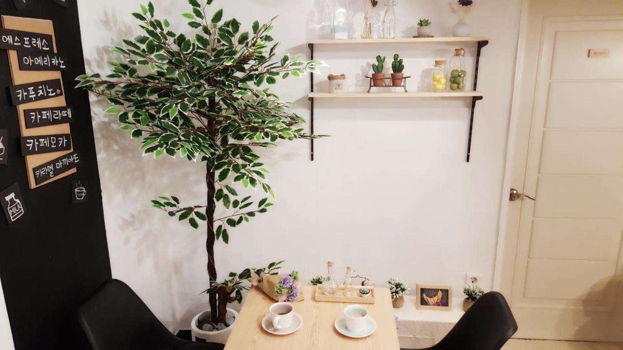 Hongdae Mainstreet Two House Seoul