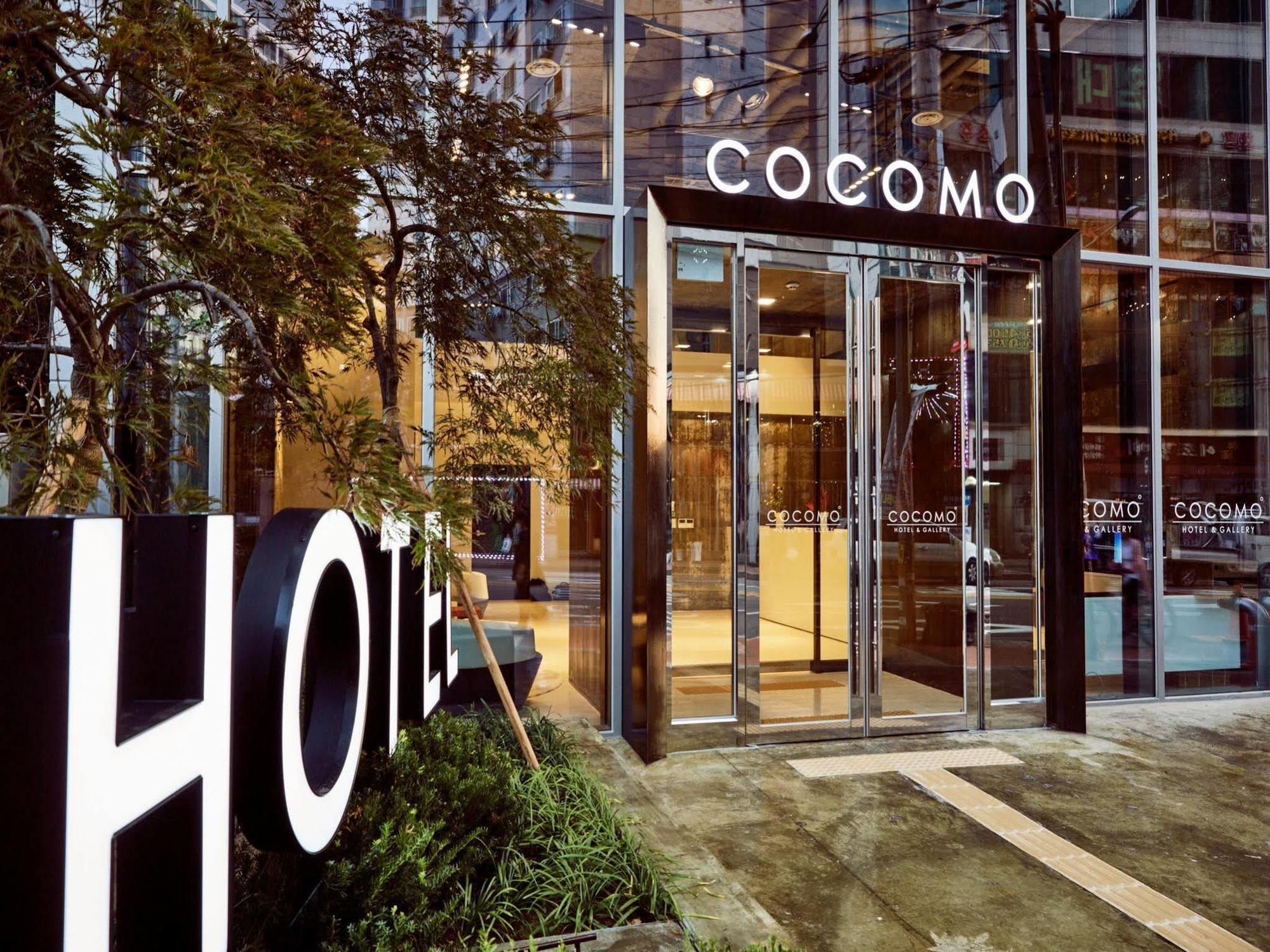 Cocomo Hotel