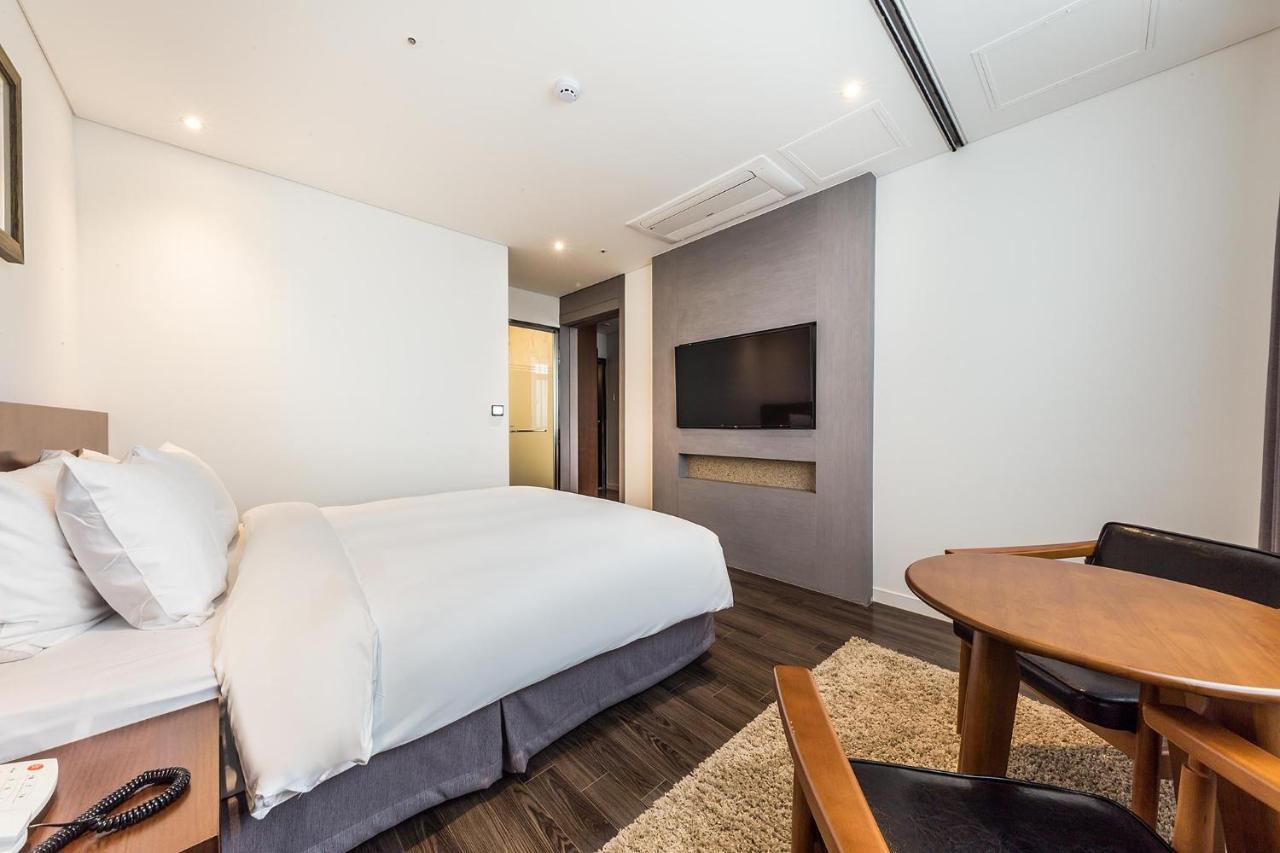 Hotel Cs Premier